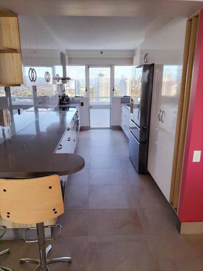 Marriner Views Lejlighedshotel Gold Coast Eksteriør billede